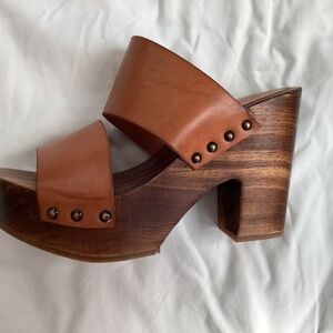 Platform Sandal/Slide wood and leather size 6
